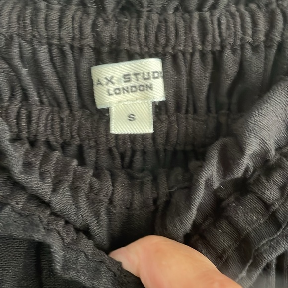 Black maxi skirt - Picture 4 of 7